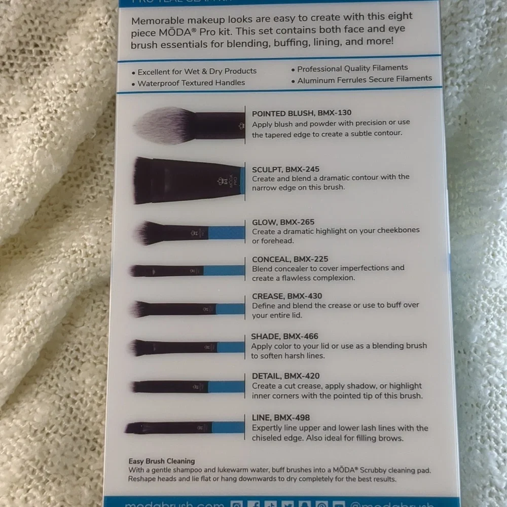 MODA® BRUSH Pro Teal 8pc Glam Kit